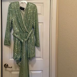 Never worn romper!! Stunning!